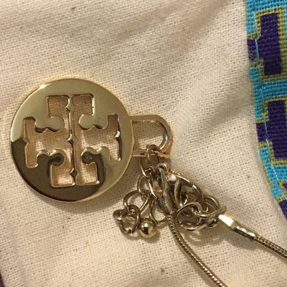 New Tory Burch Logo Charm Bracelet With Extender - Picture 6 of 15